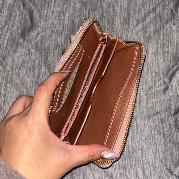 Michael Kors Jet Set LG COIN MF PHN CASE - Picture 6 of 8